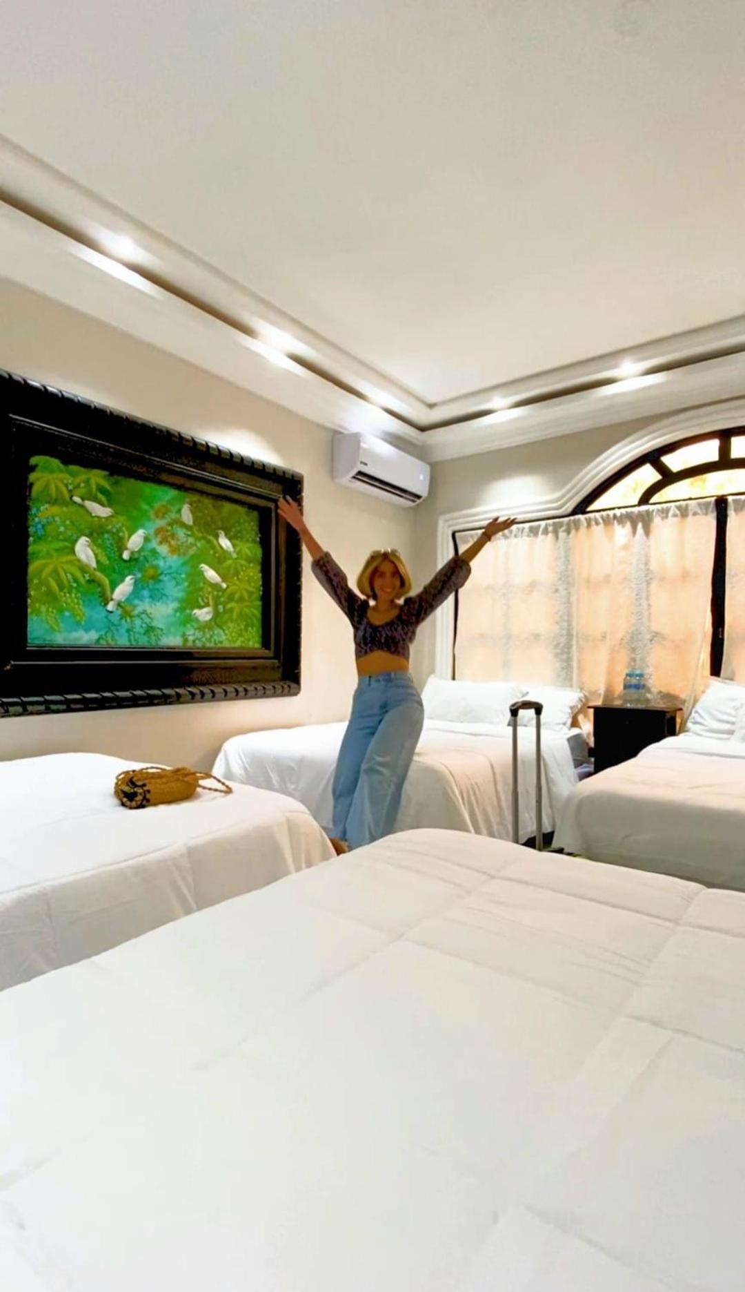 Hotel Villa Antigua Сан Салвадор Екстериор снимка