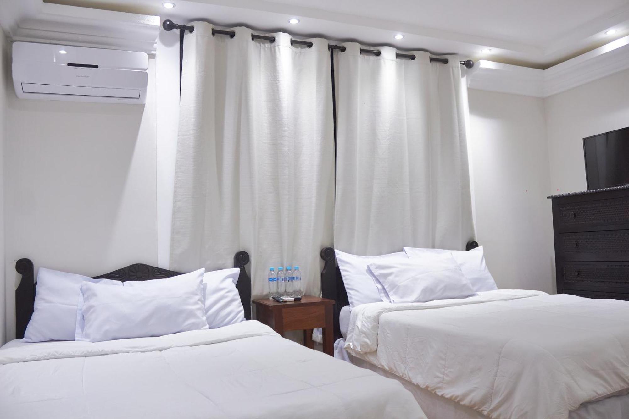 Hotel Villa Antigua Сан Салвадор Екстериор снимка