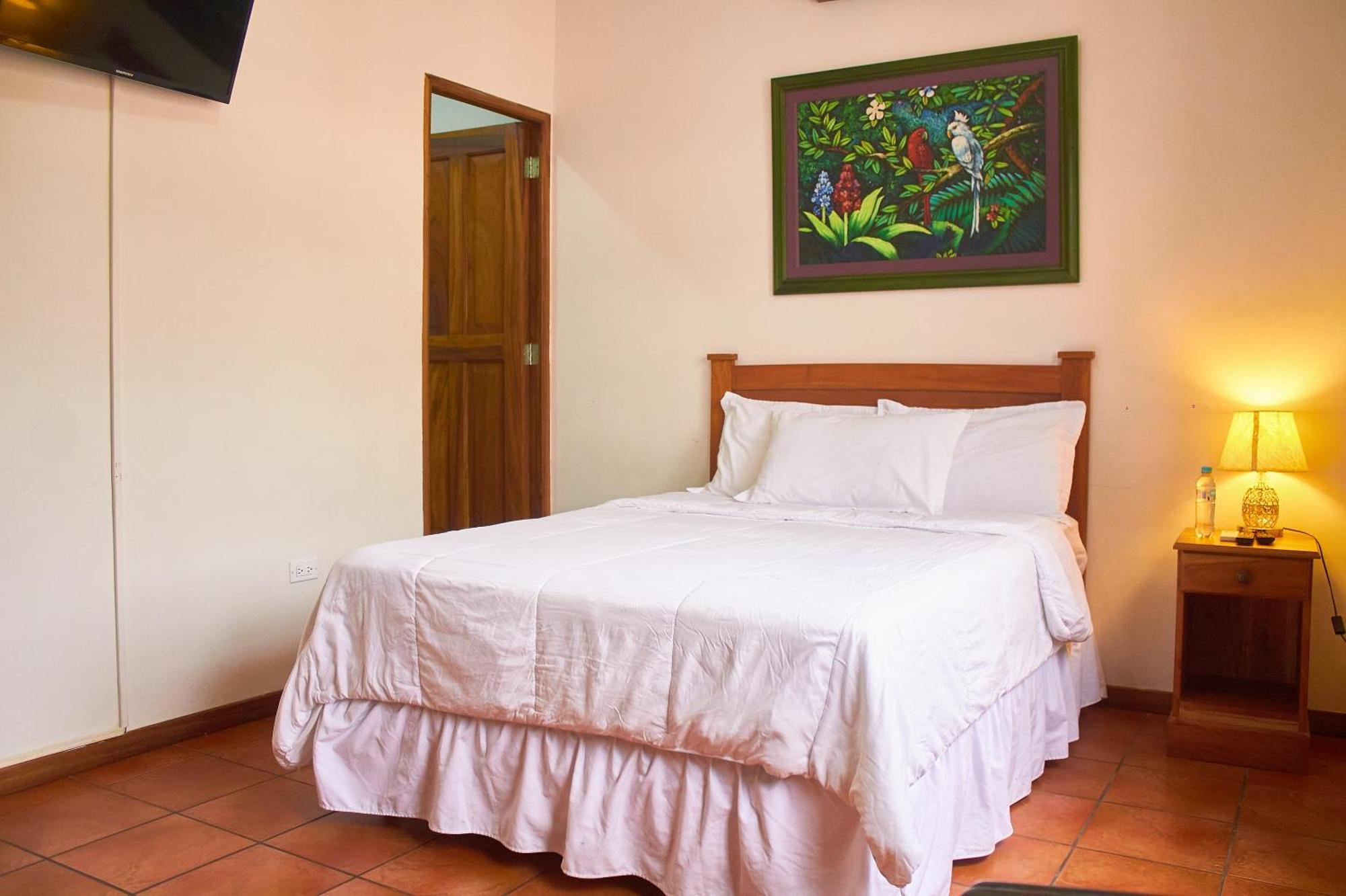 Hotel Villa Antigua Сан Салвадор Екстериор снимка